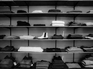 Cum verifici un produs online fără să cazi în plasa review-urilor false